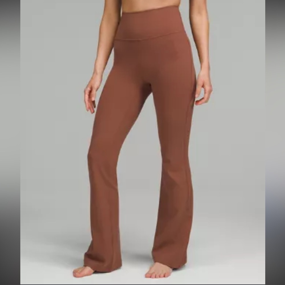 Lululemon Groove Super-High-Rise Flared Pant Nulu